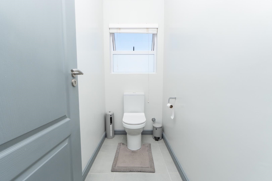 4 Bedroom Property for Sale in Laguna Sands Western Cape